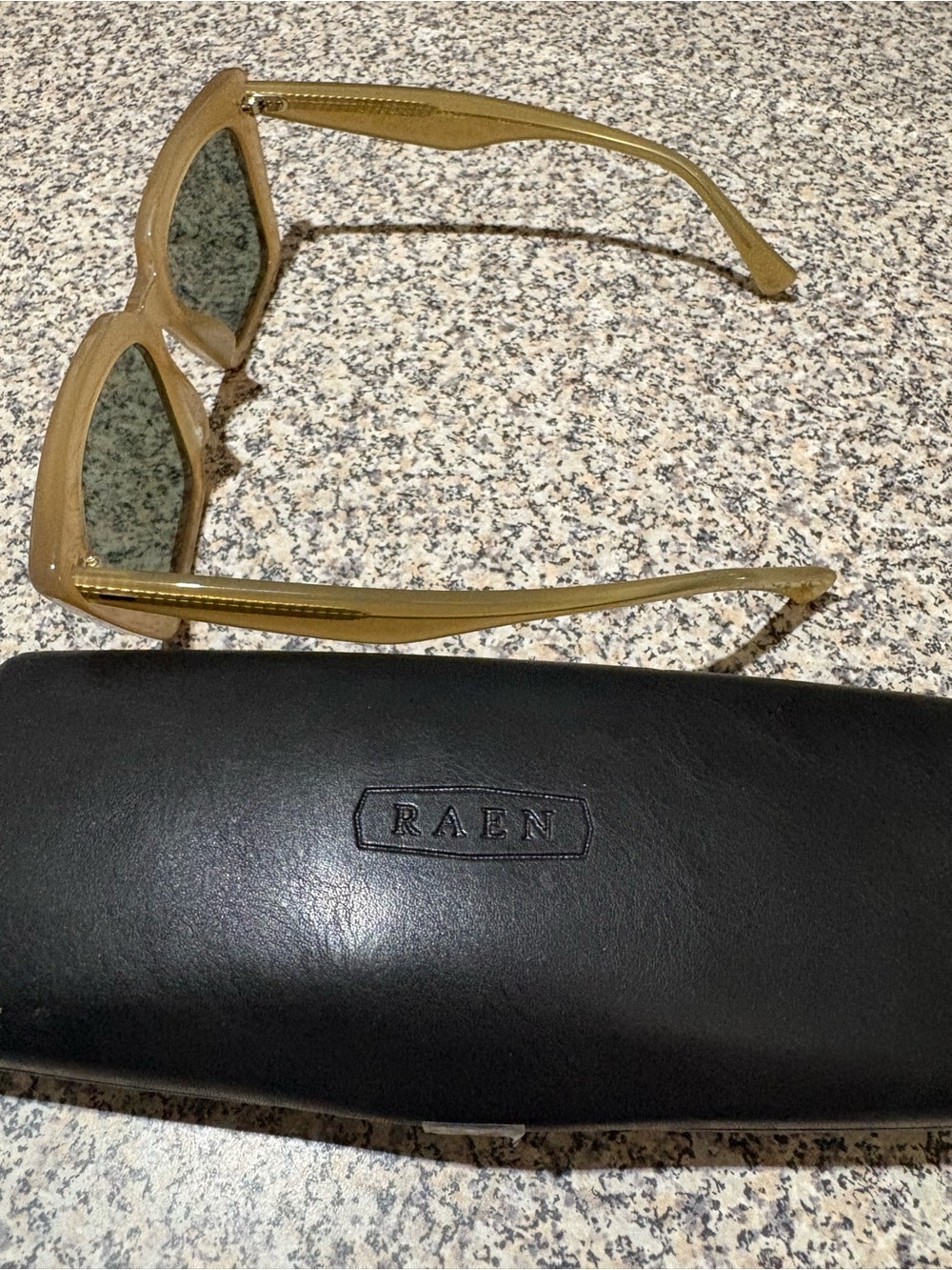 RAEN Keera Sunglasses Tan Frame Green Lens Square Oversized Fashion Designer - Picture 7 of 8
